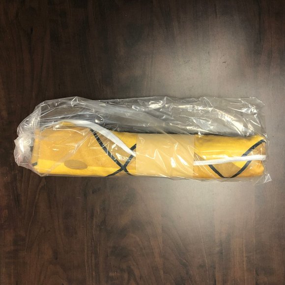 Round Pineapple Beach Towel/Mat/Picnic Blanket - Picture 2 of 2